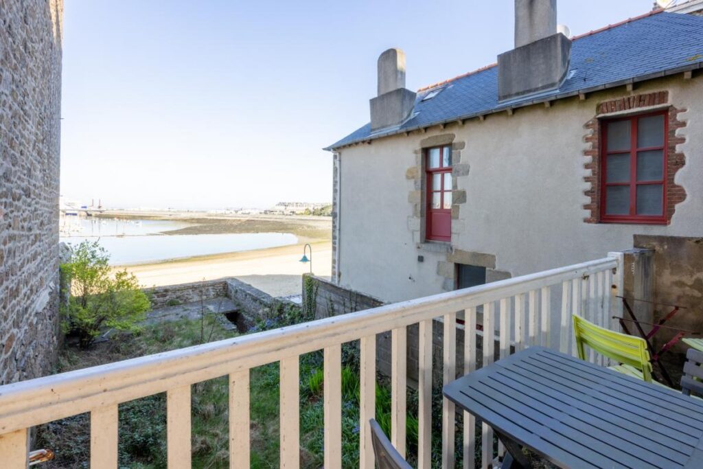 Maison – 10 pièces – 196.79m² – Saint-Malo