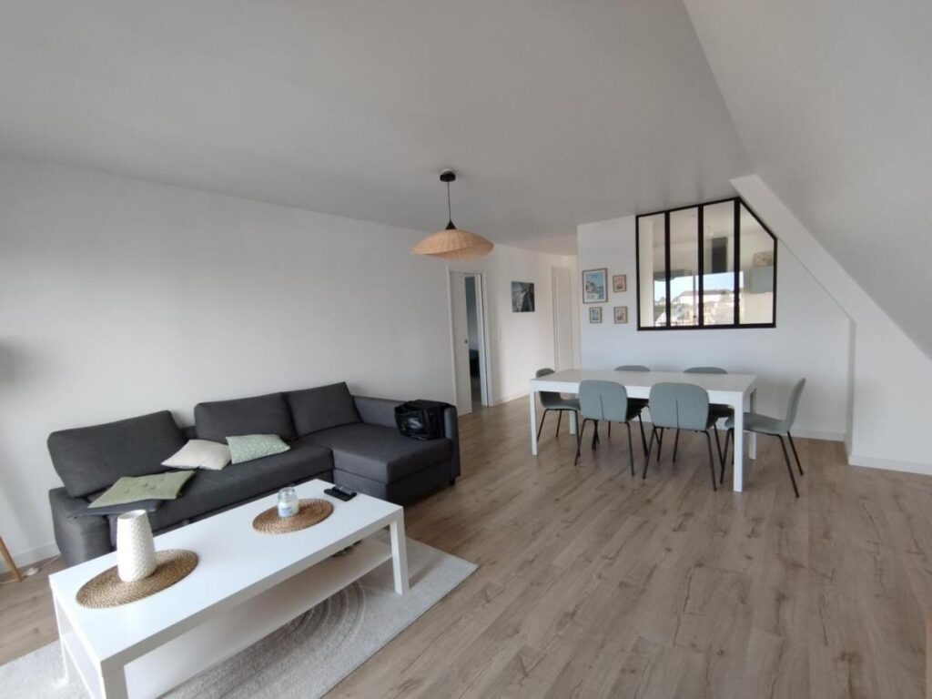Appartement – 3 pièces – 73.78m² – Dinard