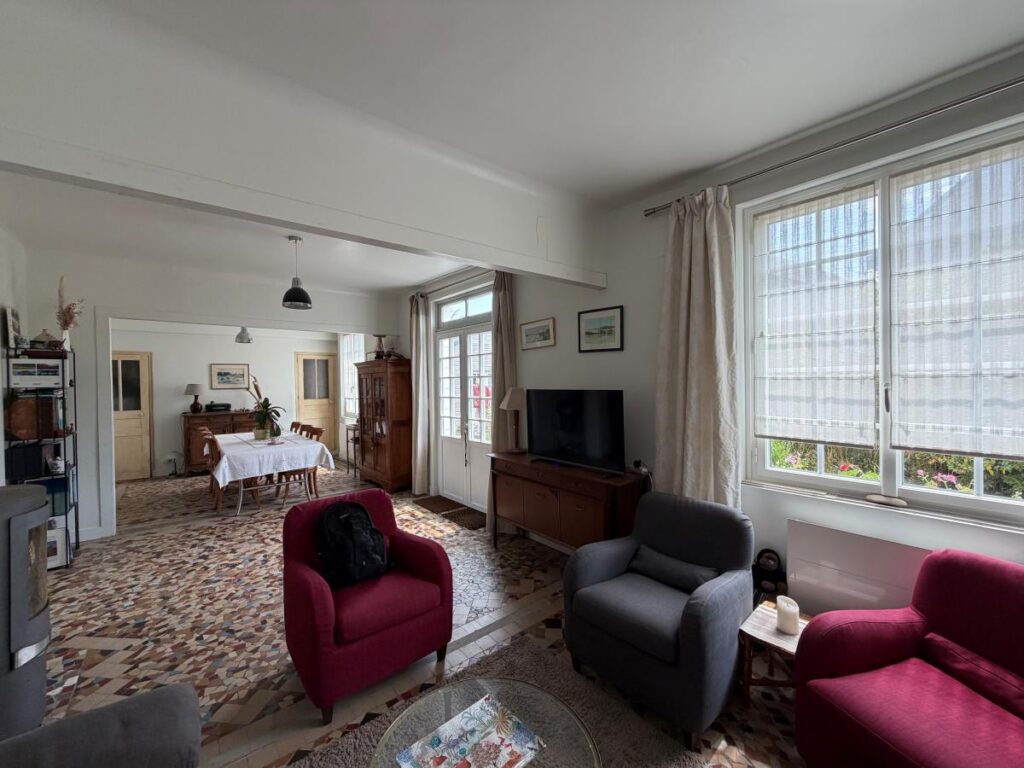 Maison – 5 pièces – 125.92m² – Saint-Lunaire