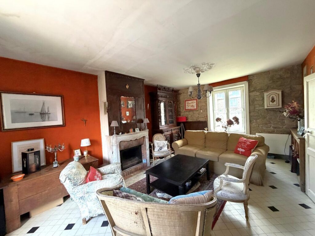 Maison – 9 pièces – 149.2m² – Pleurtuit