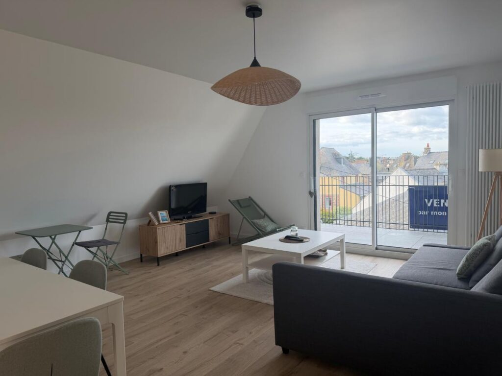 Appartement – 3 pièces – 73.78m² – Dinard
